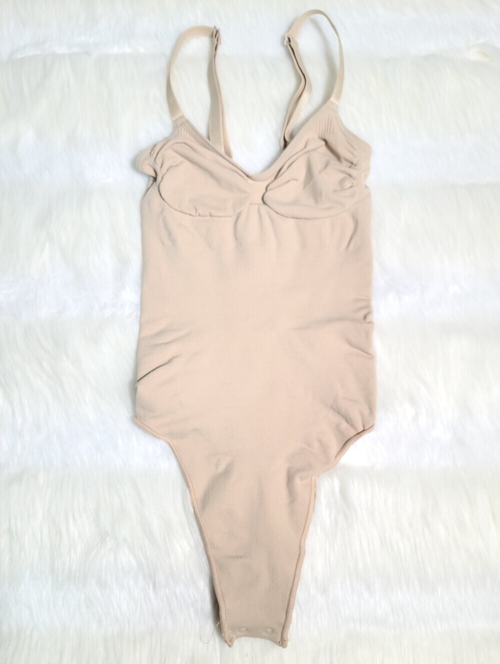 SKIMS Seamless Sculpt Thong Bodysuit Cream Mica XXS-XS NEW